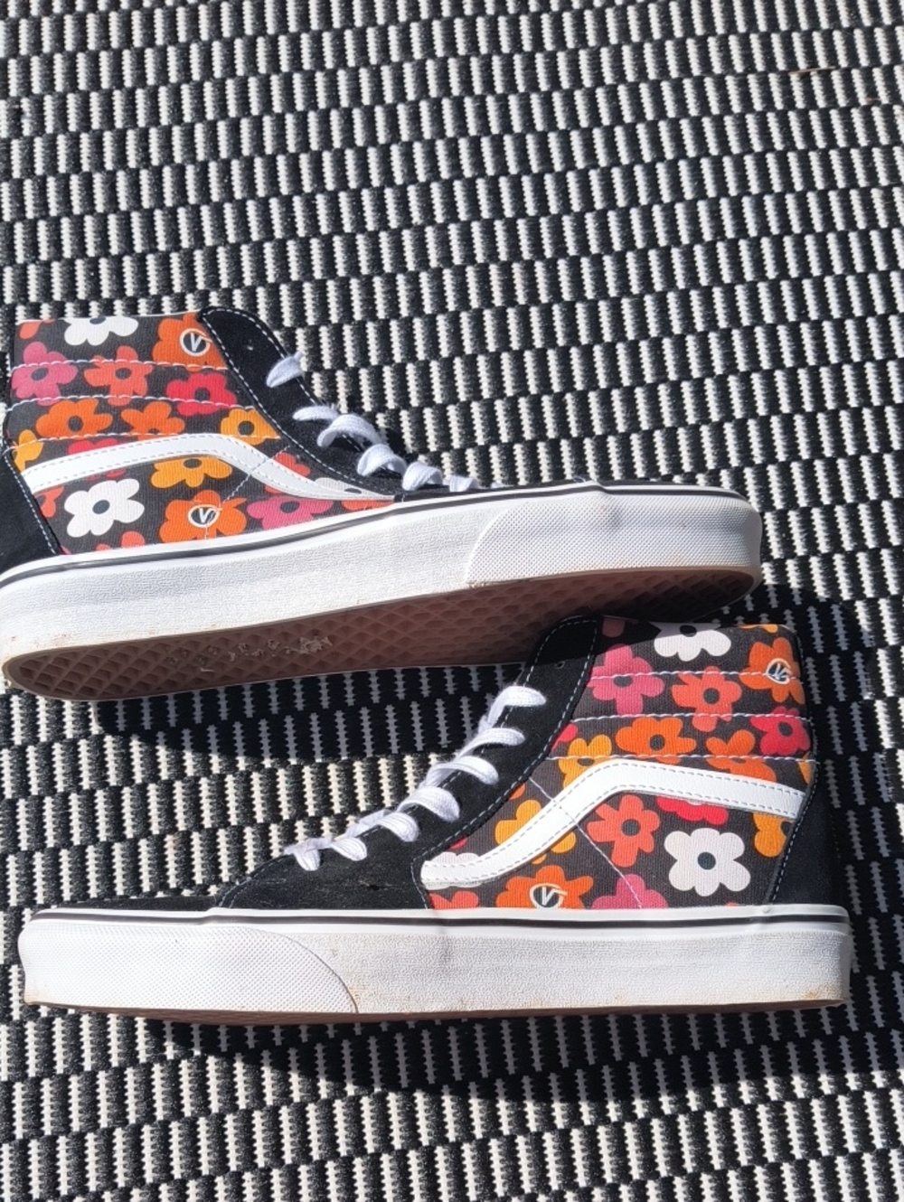 Vans Sk8-Hi Flower Black/Multi sneakers